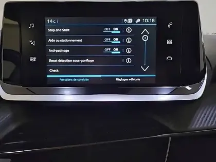 Photo 20 Peugeot 2008  BlueHDi 130 S&S EAT8