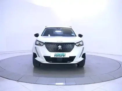 Photo 33 Peugeot 2008  BlueHDi 130 S&S EAT8