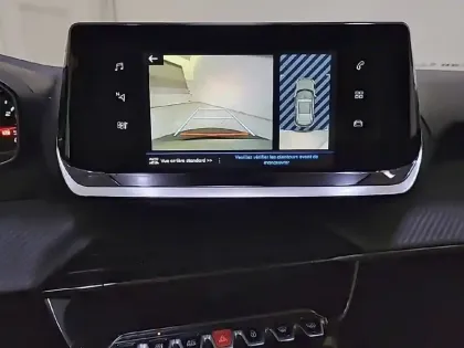 Photo 51 Peugeot 2008  BlueHDi 130 S&S EAT8