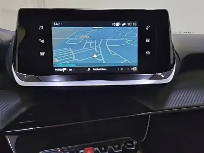 Photo 18 Peugeot 2008  BlueHDi 130 S&S EAT8