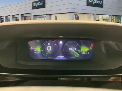 Photo 20 Peugeot 408  PureTech 130 ch S&S EAT8 GT