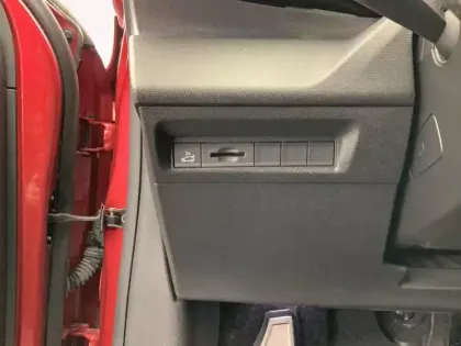 Photo 16 Peugeot 408  PureTech 130 ch S&S EAT8 GT