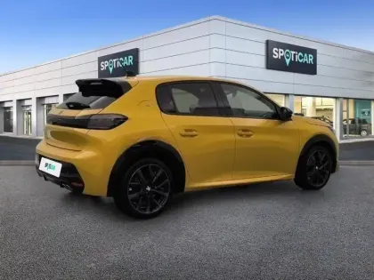 Photo 27 Peugeot 208  PureTech 130 S&S EAT8 GT