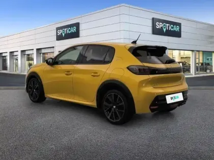 Photo 29 Peugeot 208  PureTech 130 S&S EAT8 GT