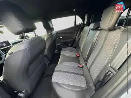 Photo 25 Peugeot 2008  1.2 Hybrid 145ch Allure e-DCS6