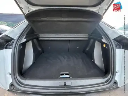 Photo 28 Peugeot 2008  1.2 Hybrid 145ch Allure e-DCS6