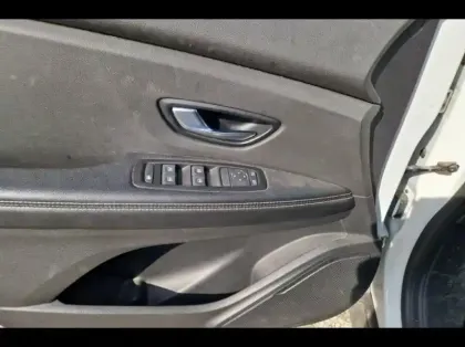 Photo 10 Renault Scenic  1.7 Blue dCi 120ch Zen - 20