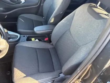 Photo 2 Toyota Yaris  Cross 116h Design MY22