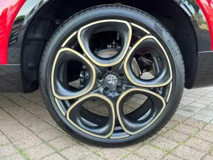 Photo 6 Alfa Romeo Tonale  1.5 Ibrida 160ch Intensa TCT