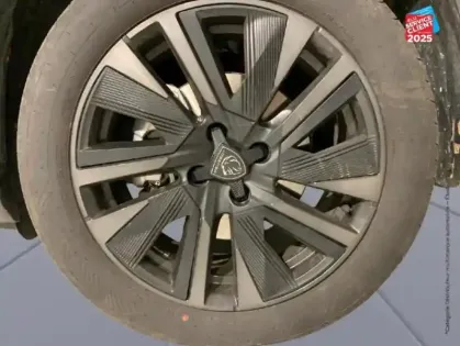 Photo 9 Peugeot 2008  1.2 Hybrid 145ch GT Exclusive e-DCS6