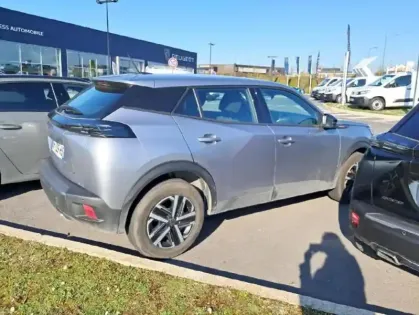 Photo 5 Peugeot 2008  1.2 Hybrid 145ch Style e-DCS6