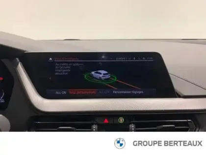 Photo 11 BMW Serie 1 Série 1 118iA 136ch M Sport DKG7