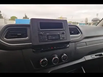 Photo 19 Renault Master  Benne RJ3500 L3 Coffre 2.3 Blue dCi 130ch EuroVI