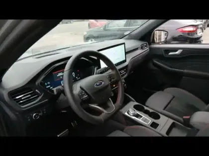 Photo 8 Ford Kuga  2.5 Duratec 243ch Hybride Rechargeable ST-Line X Powershift