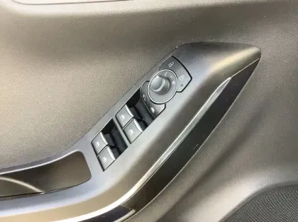 Photo 16 Ford Puma 1.0 EcoBoost 125 ch mHEV S&S Powershift ST-Line