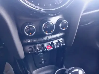 Photo 4 Mini Mini Cooper 136ch Edition Camden BVA7