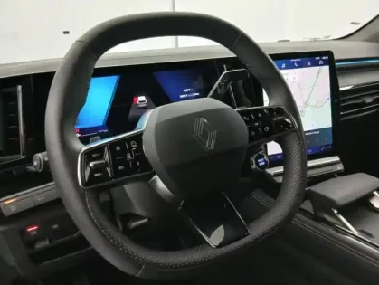 Photo 28 Renault Espace VI E-Tech full hybrid 200 GSR2 Techno