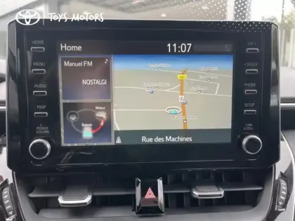 Photo 11 Toyota Corolla 184h Design