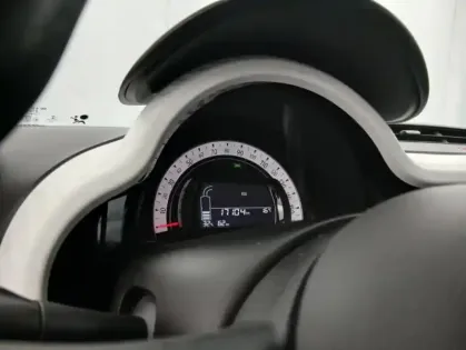 Photo 20 Renault Twingo E-TECH ELECTRIQUE III Equilibre