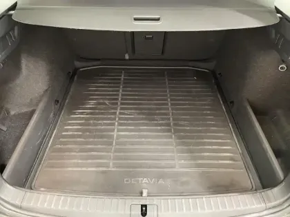 Photo 17 Skoda Octavia  Combi 2.0 TDI 150 ch SCR DSG7