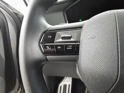 Photo 18 DS DS 4  Hybride E-Tense 225 EAT8