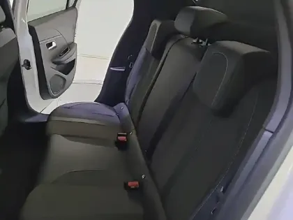 Photo 11 Peugeot 208  BlueHDi 100 S&S BVM6