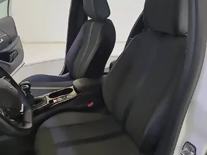 Photo 10 Peugeot 208  BlueHDi 100 S&S BVM6