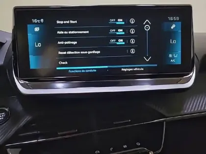 Photo 20 Peugeot 208  BlueHDi 100 S&S BVM6