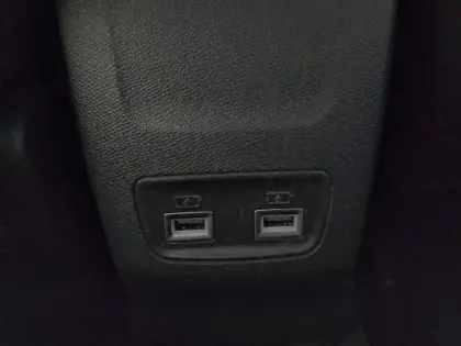 Photo 31 Peugeot 208  BlueHDi 100 S&S BVM6