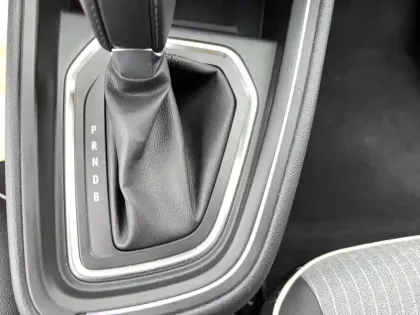 Photo 34 Renault Clio  E-Tech full hybrid 145 ch GSR2