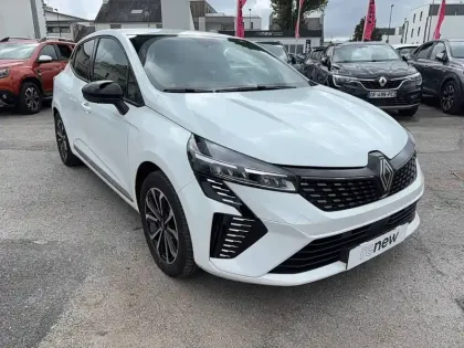 Photo 26 Renault Clio  E-Tech full hybrid 145 ch GSR2