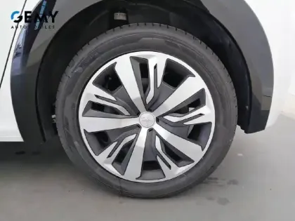 Photo 32 Peugeot 208  Electrique 50 kWh 136ch