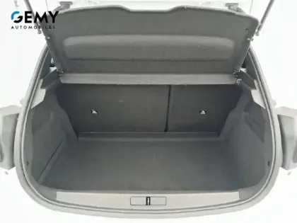 Photo 27 Peugeot 208  Electrique 50 kWh 136ch