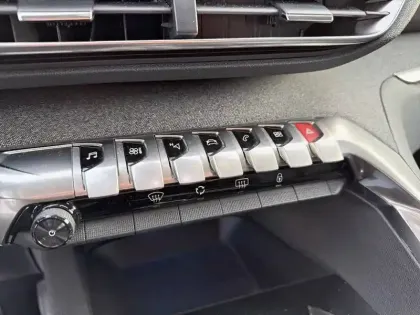 Photo 19 Peugeot 3008  1.2 Puretech 130ch S&S EAT6