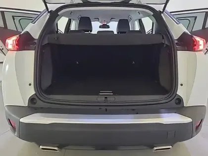 Photo 5 Peugeot 2008  PureTech 130 S&S EAT8