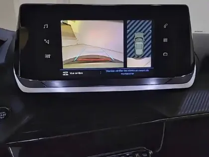 Photo 19 Peugeot 2008  PureTech 130 S&S EAT8