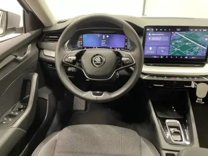 Photo 10 Skoda Octavia  Combi 2.0 TDI 150 ch SCR DSG7