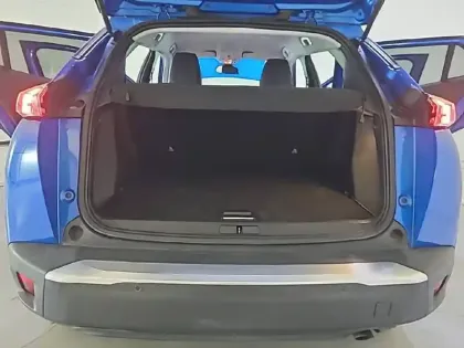 Photo 26 Peugeot 2008  PureTech 100 S&S BVM6