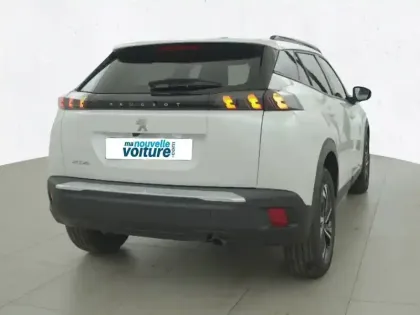 Photo 4 Peugeot 2008  PureTech 100 S&S BVM6