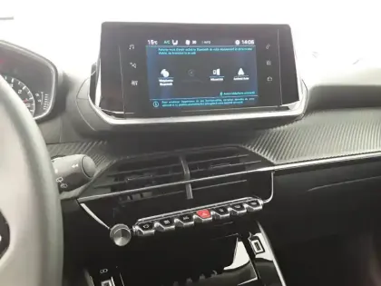 Photo 14 Peugeot 2008  PureTech 100 S&S BVM6