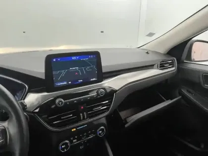 Photo 91 Ford Kuga  1.5 EcoBlue 120 S&S BVM6