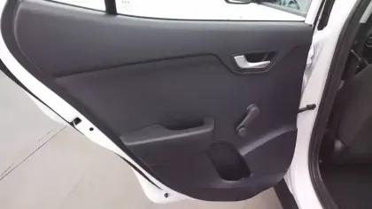 Photo 25 Kia Stonic  1.0 T-GDi 100 ch BVM6