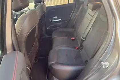 Photo 10 Mercedes EQA  350 4Matic