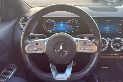 Photo 33 Mercedes EQA  350 4Matic