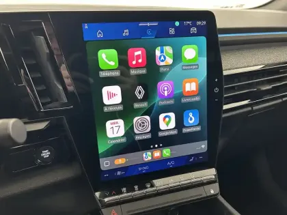 Photo 11 Renault Espace  E-Tech full hybrid 200 GSR2