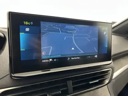 Photo 23 Peugeot 3008  Hybrid 225 e-EAT8