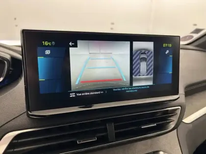 Photo 19 Peugeot 3008  Hybrid 225 e-EAT8