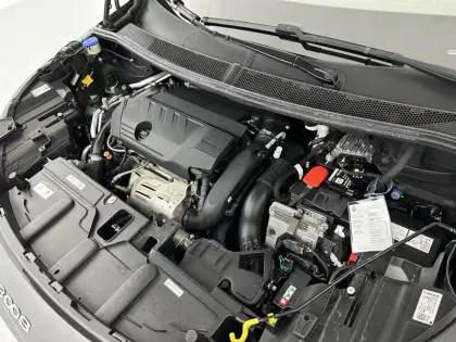 Photo 22 Peugeot 3008  Hybrid 225 e-EAT8