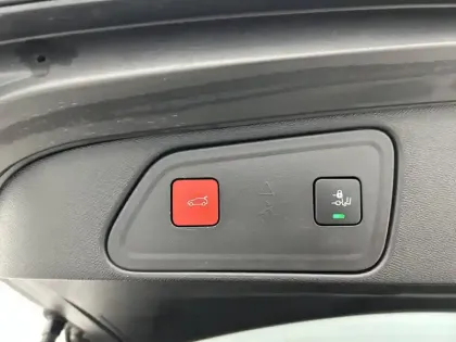 Photo 20 Peugeot 3008  Hybrid 225 e-EAT8