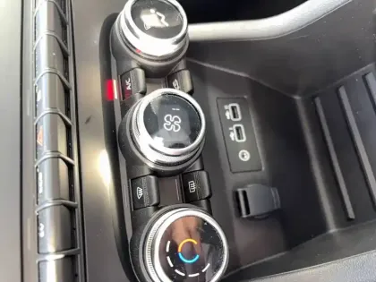 Photo 42 Renault Clio  E-Tech full hybrid 145 ch GSR2